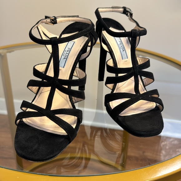 Prada sling back black suede heels - Picture 5 of 8